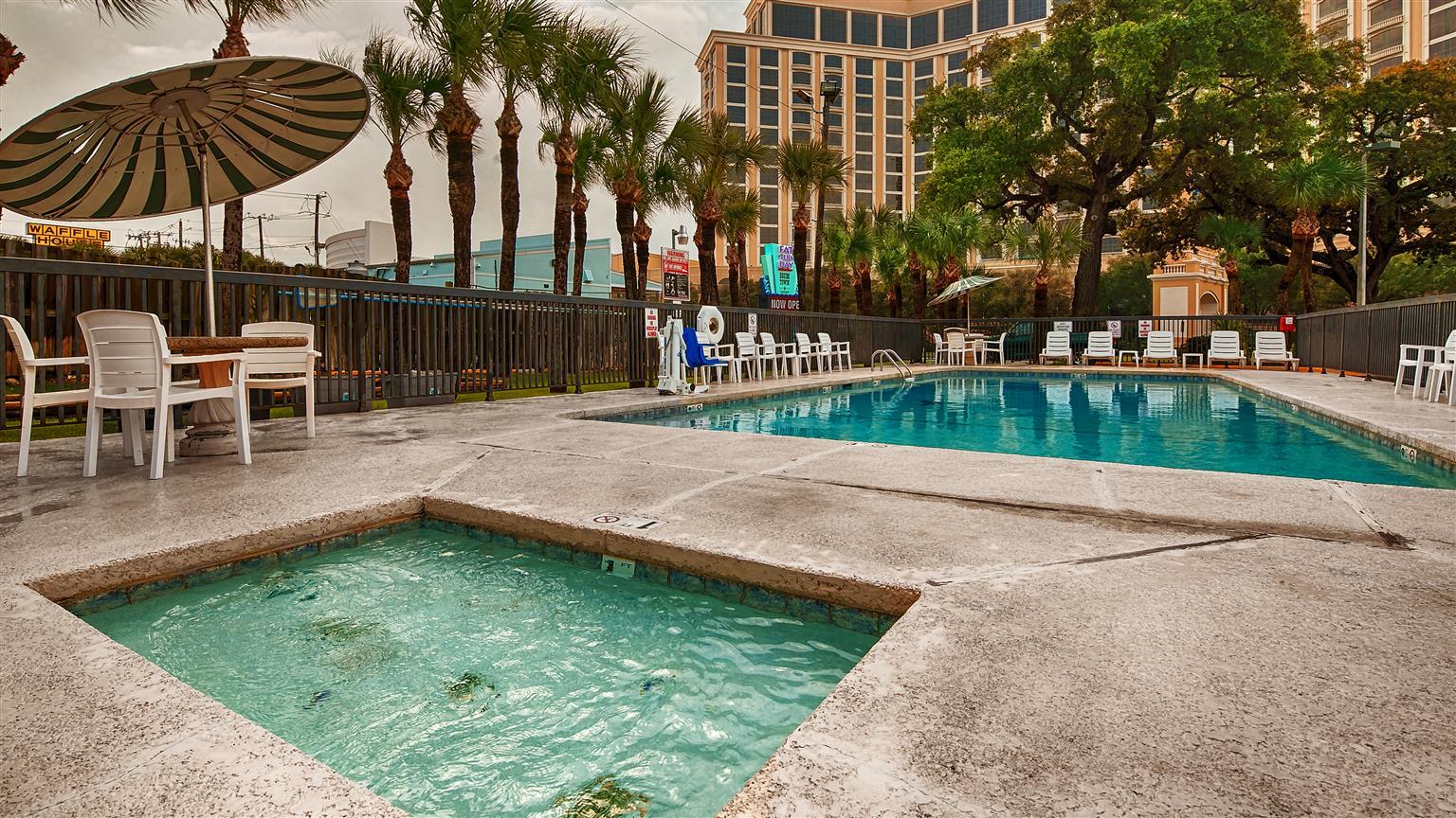 Best Western Oak Manor Hotel Biloxi Exterior photo